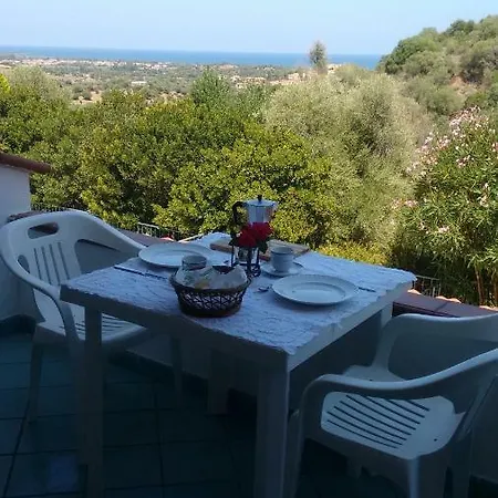Casa Solita Daire Budoni